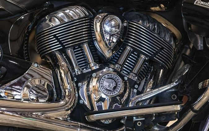 2018 Indian Motorcycle® Roadmaster® ABS Thunder Black