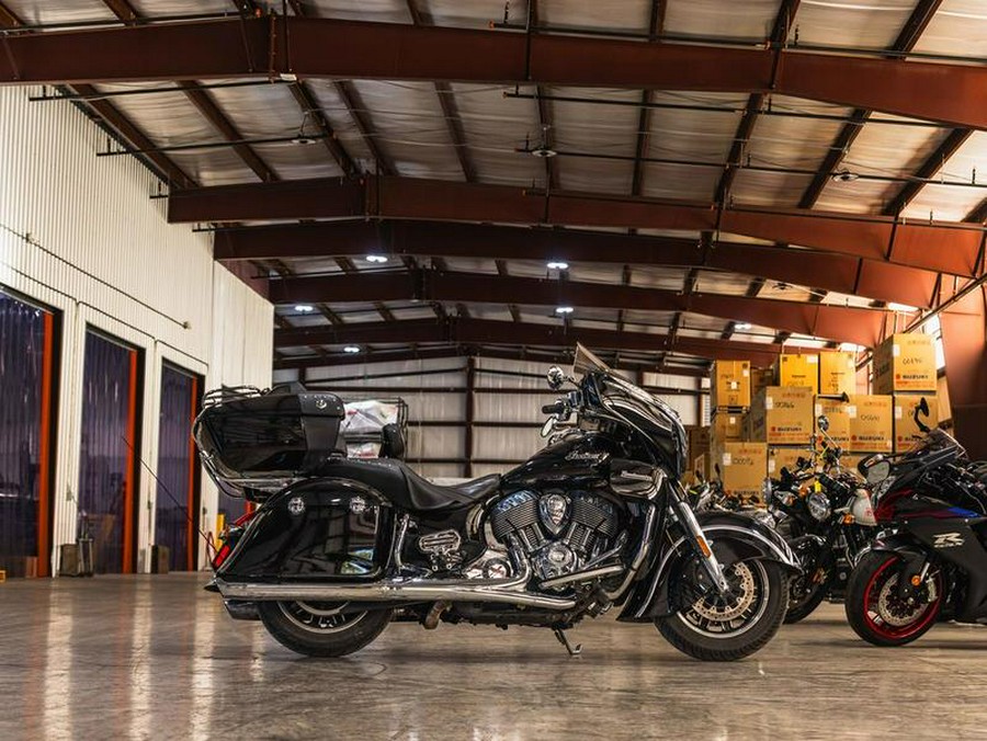 2018 Indian Motorcycle® Roadmaster® ABS Thunder Black