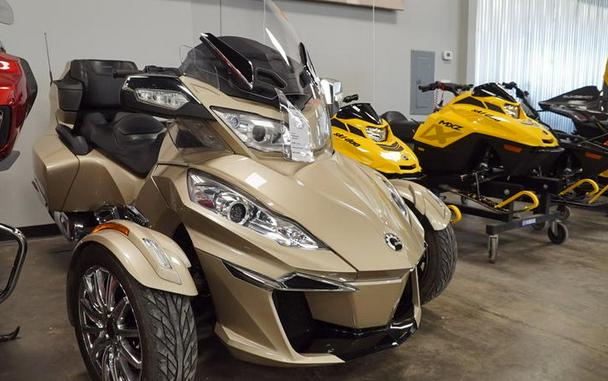 2017 Can-Am® Spyder® RT Limited 6-Speed Semi-Automatic (SE6)