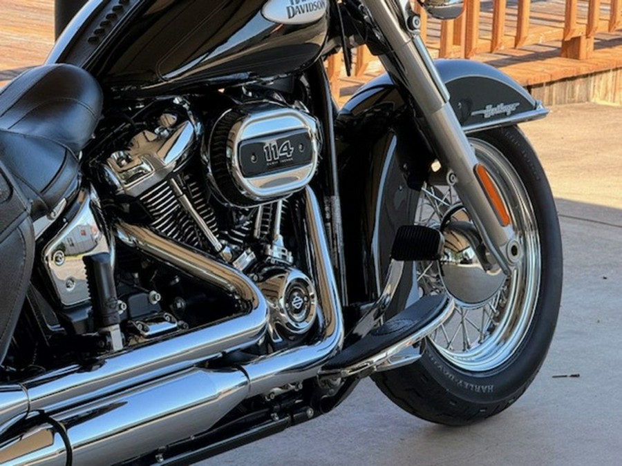 2023 Harley-Davidson FLHCS - Heritage Classic