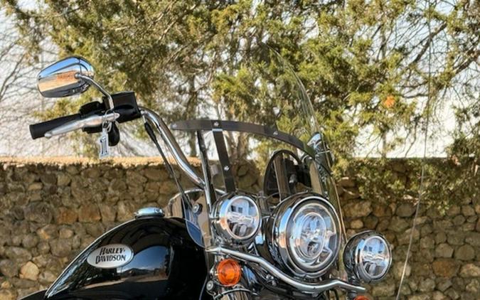 2023 Harley-Davidson FLHCS - Heritage Classic