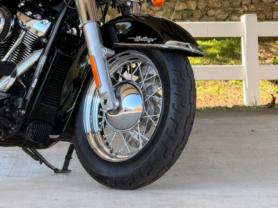 2023 Harley-Davidson FLHCS - Heritage Classic