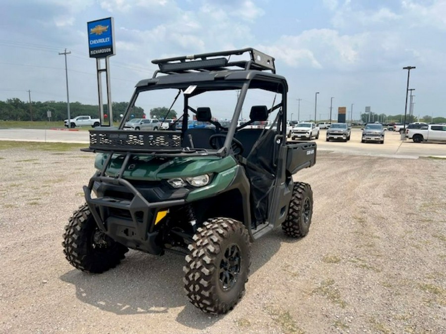 2023 Can-Am™ Defender DPS HD10