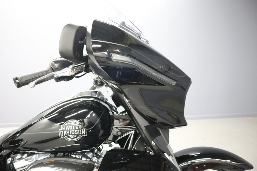 2025 Harley-Davidson Street Glide Ultra