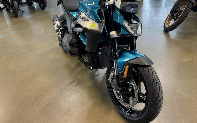 New 2026 BMW R 1300 R
