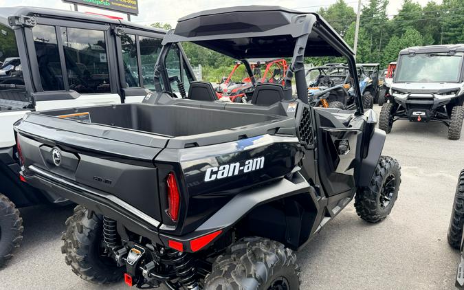 2026 Can-Am Commander XT 700