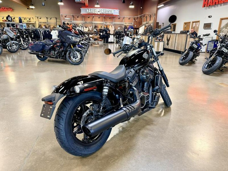 RH975 2026 Nightster®