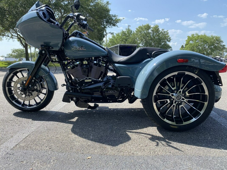 Harley-Davidson 2024 Road Glide 3