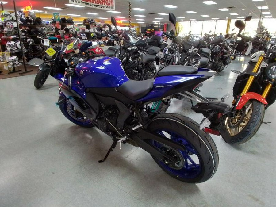 2025 Yamaha YZF-R7