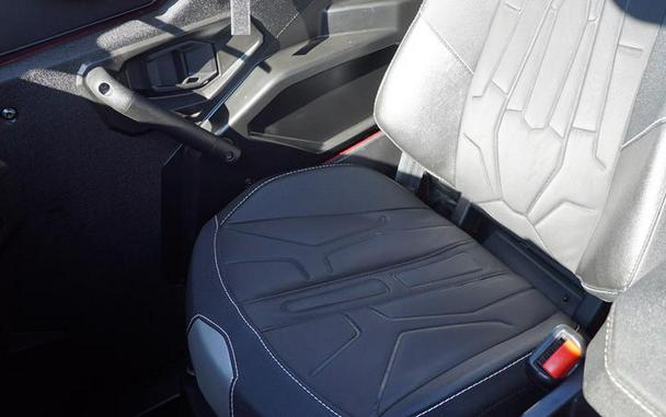 2020 Polaris® GENERAL® 1000 Deluxe Ride Command w/Rockford Fosgate® Stage 4 A