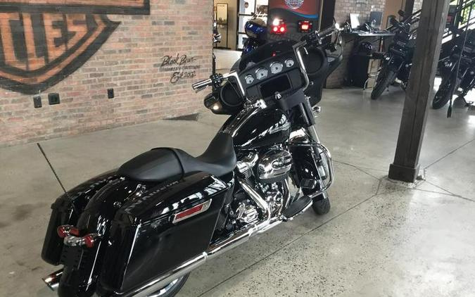 2023 Harley-Davidson® FLHX - Street Glide®