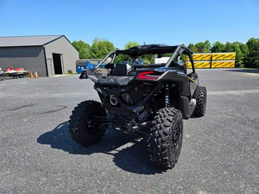 2024 Can-Am Maverick X3 X DS Turbo RR