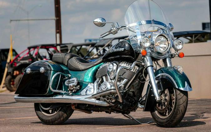2019 Indian Springfield Metallic Jade Thunder Black