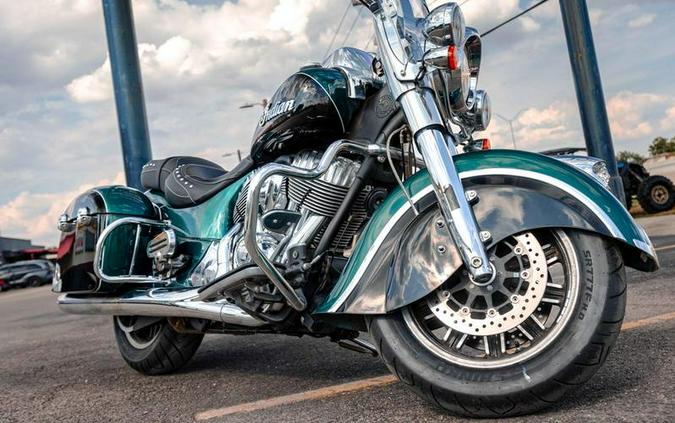 2019 Indian Motorcycle® Springfield® Metallic Jade / Thunder Black