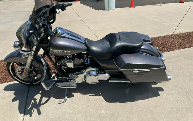 FLHXS 2014 Street Glide® Special
