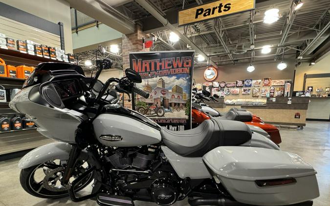 2024 Harley-Davidson Road Glide® Billiard Gray