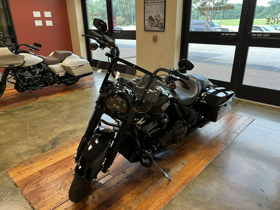 Used 2021 Harley-Davidson Road King Special Touring Motorcycle For Sale Near Memphis, TN