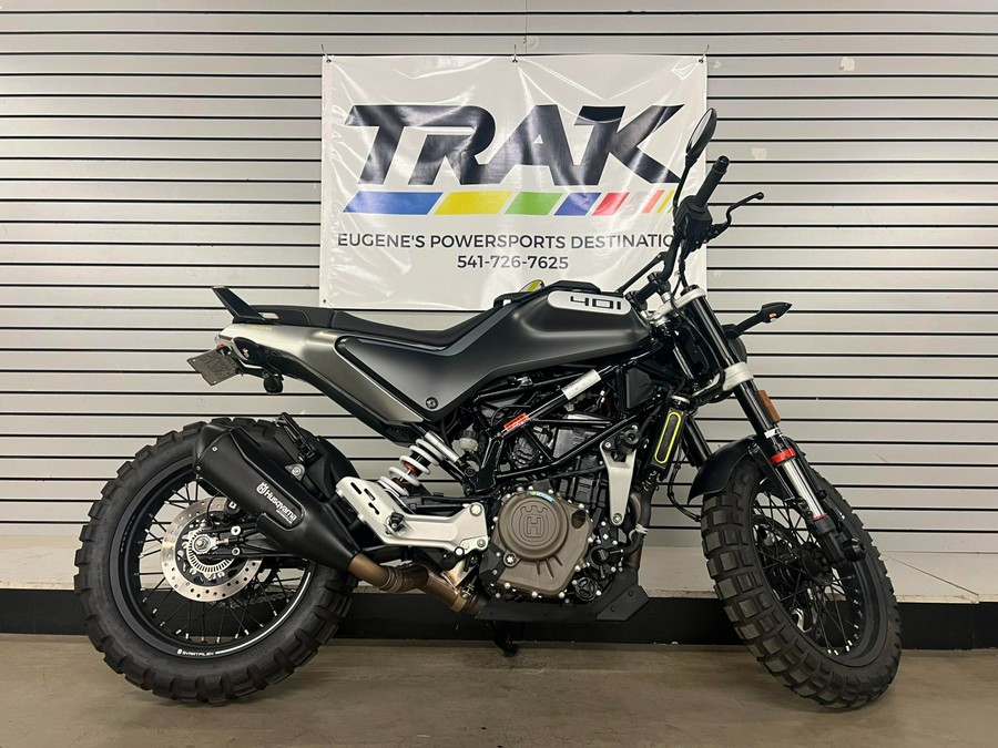 2021 Husqvarna Svartpilen 401