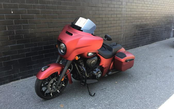 2025 Indian Chieftain® Dark Horse® with PowerBand Audio Package