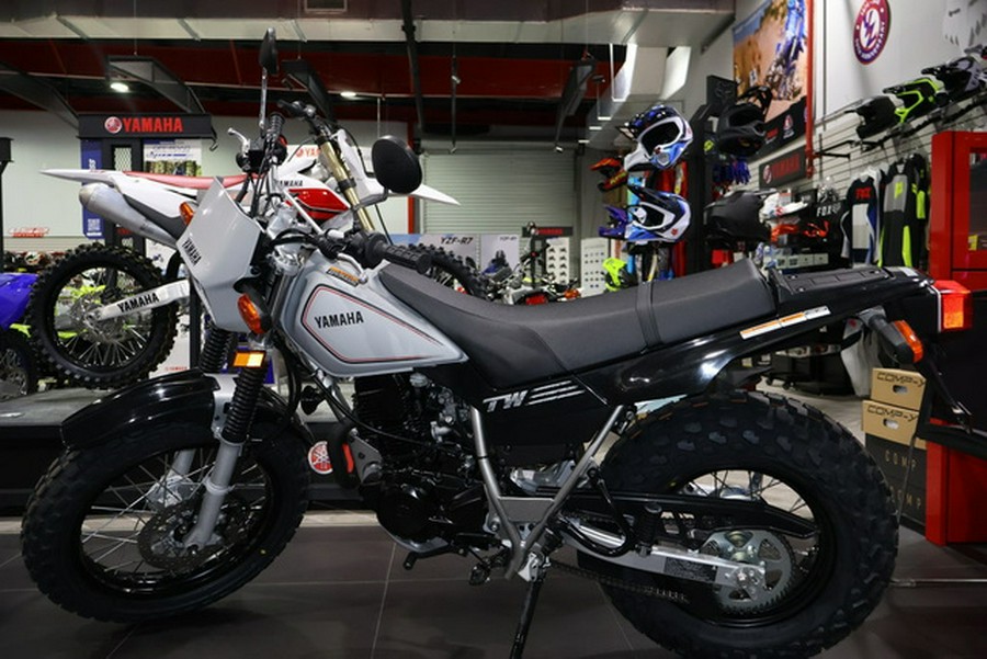 2026 Yamaha TW 200