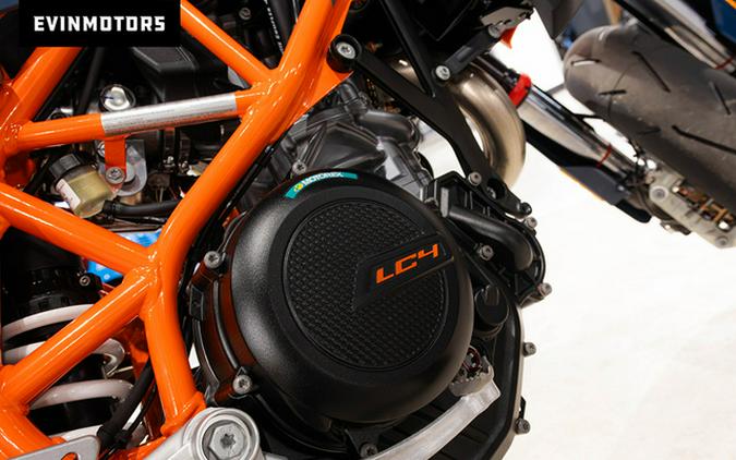 2026 KTM SMC 690 R