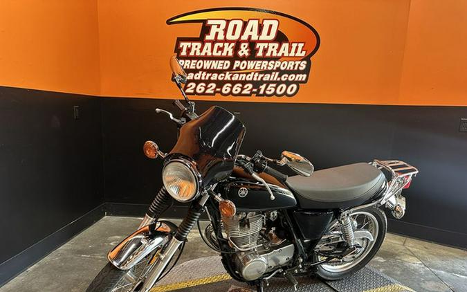 2017 Yamaha SR400