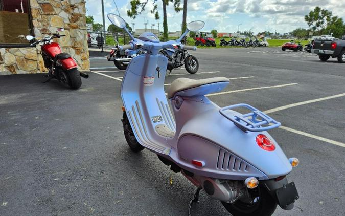 2025 Vespa 946 Snake 150