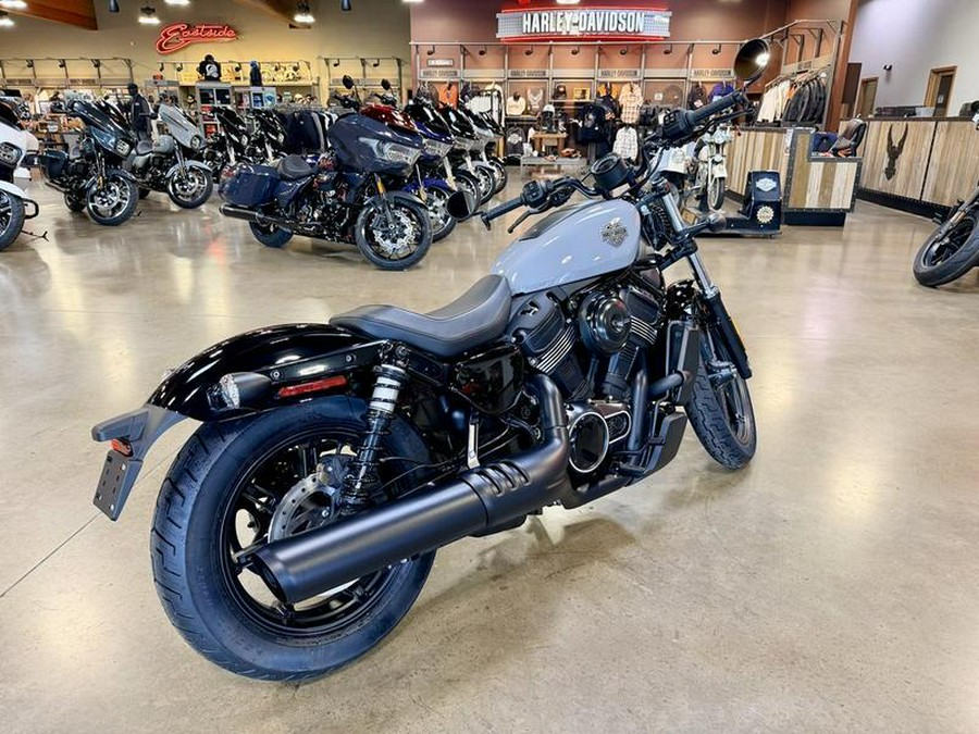 RH975 2026 Nightster®
