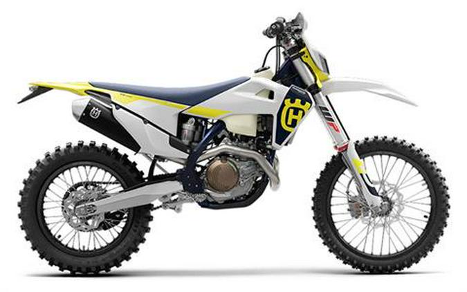 2023 Husqvarna FE 450 First Look [6 Fast Facts – New Model]