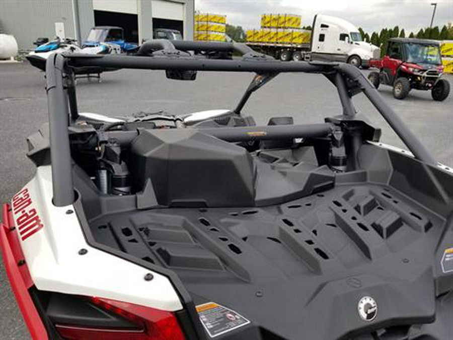 2024 Can-Am Maverick X3 X RC Turbo RR 64