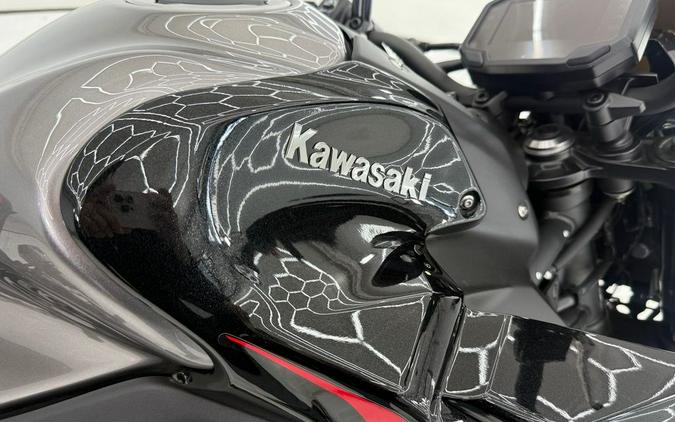 2023 Kawasaki Z900 ABS Metallic Black/Graphite Gray/Flat Black