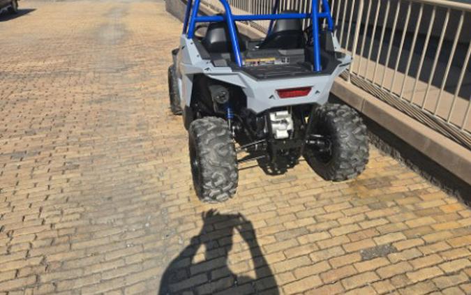 2027 Polaris RZR 200 EFI