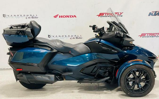 2023 Can-Am® Spyder RT Limited Dark Wheels