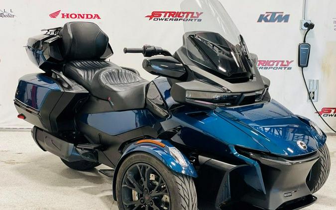 2023 Can-Am® Spyder RT Limited Dark Wheels