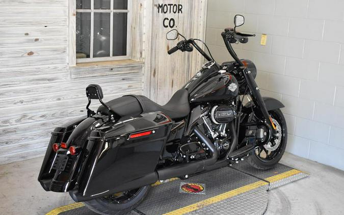 2022 Harley-Davidson® FLHRXS - Road King® Special