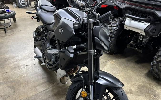 2025 Yamaha MT-07 FREE 5 YR WARRANTY
