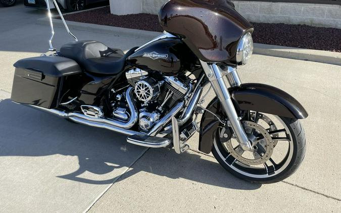 2011 Harley-Davidson® FLHX - Street Glide®