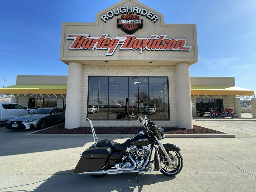 2011 Harley-Davidson® FLHX - Street Glide®