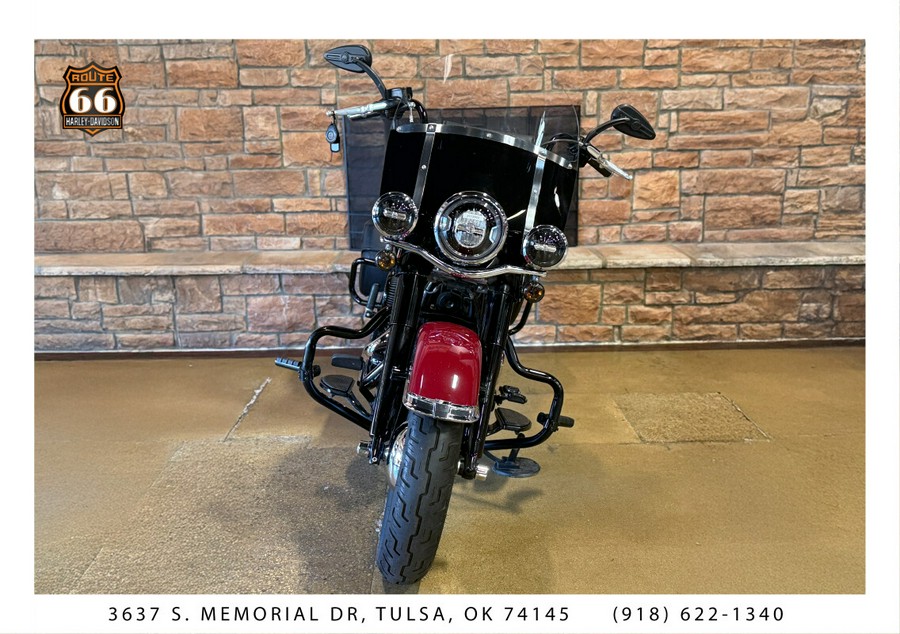 2020 Harley-Davidson® Heritage Classic 114 Billiard Red/Vivid Black