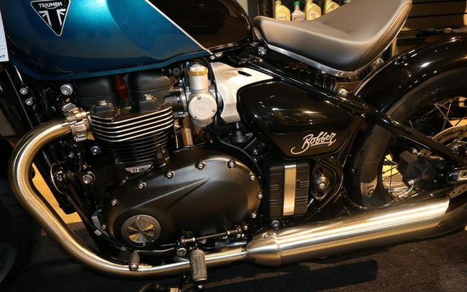 2026 Triumph Bonneville Bobber Interstellar Blue