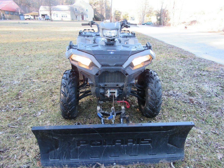 2019 Polaris Industries SPORTSMAN 850 WITH PLOW AND WINCH