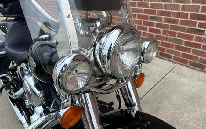 2002 Harley-Davidson FLSTC/FLSTCI Heritage Softail® Classic