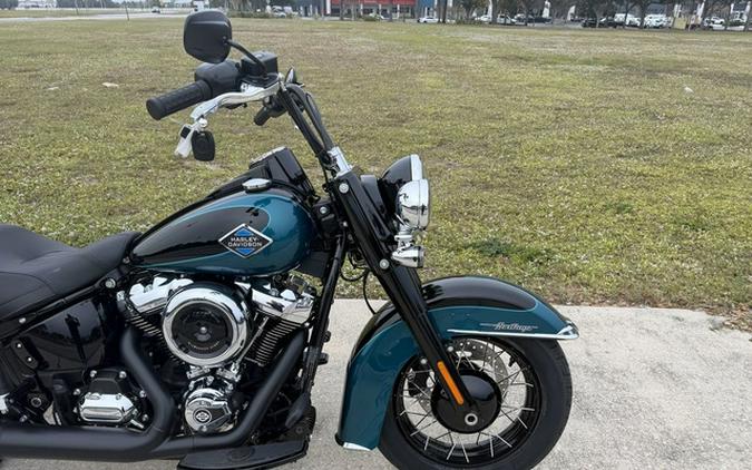 2026 Harley-Davidson Softail FLHC - Heritage Classic