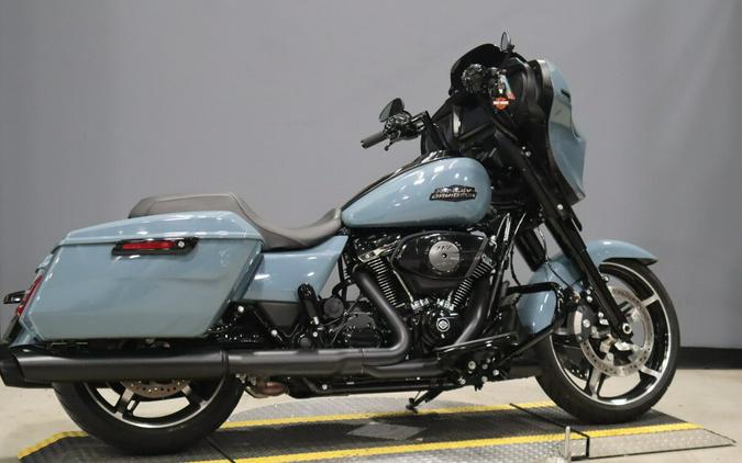2024 Harley-Davidson Street Glide Sharkskin Blue - Black Finish