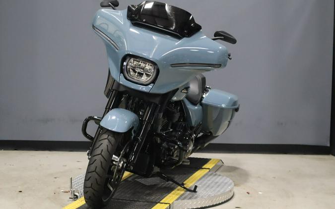 2024 Harley-Davidson Street Glide Sharkskin Blue - Black Finish