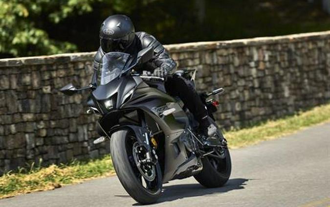 2025 Yamaha YZF-R7