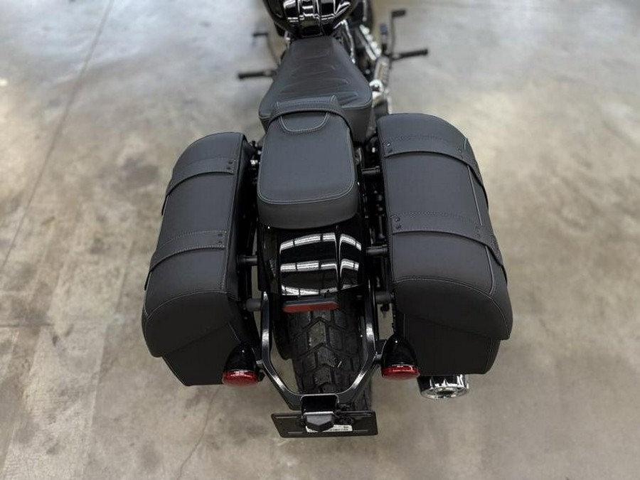 2025 Indian Motorcycle® Super Scout® Black Metallic