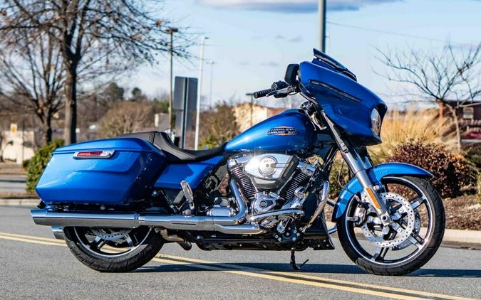 FLHX 2025 Street Glide®