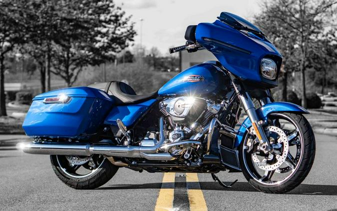 FLHX 2025 Street Glide®