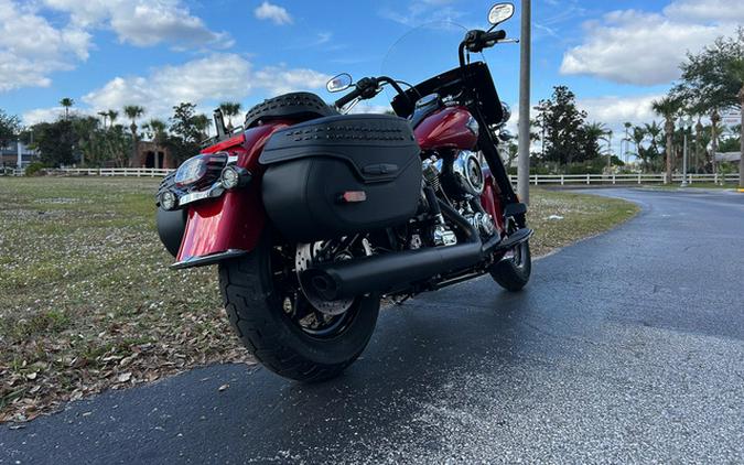 2026 Harley-Davidson Softail FLHC - Heritage Classic